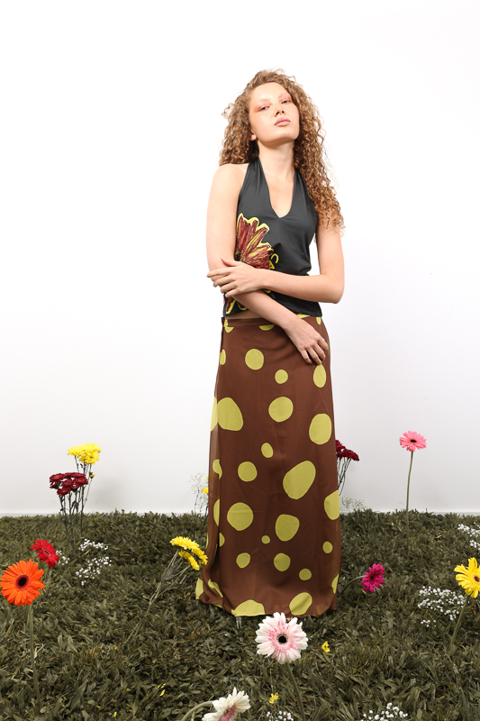 FALDA ANTERA